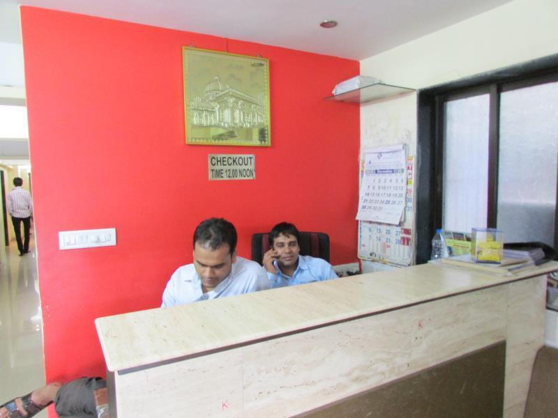 Oyo 49867 Kalpana Residency Mumbai
