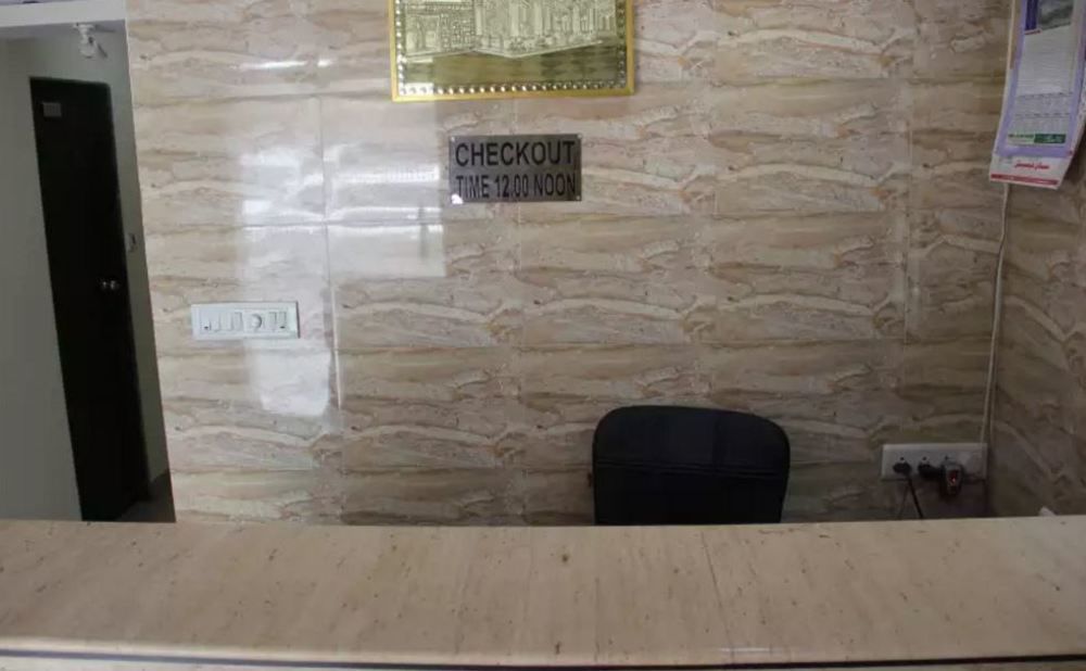 Hotel Oyo 49867 Kalpana Residency 3*